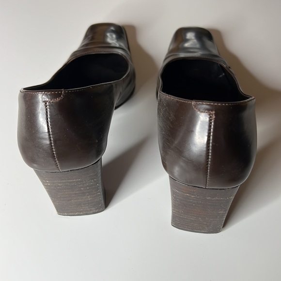 Coach All Leather Brown Made in Italy Pumps Square Toe Size 6.5B - Picture 4 of 13